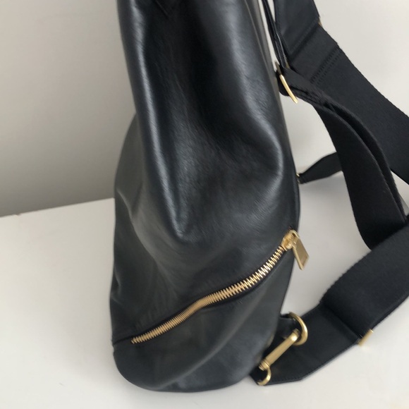 H&T Leather Backpack - Picture 6 of 12